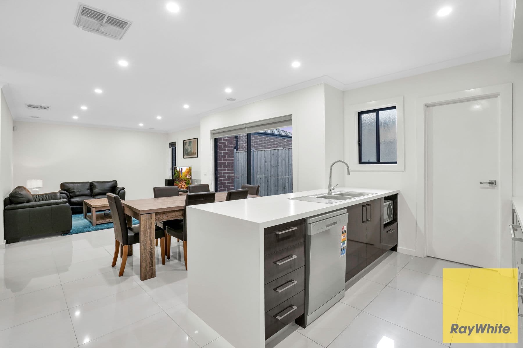 32 Colonial Circuit, Tarneit VIC 3029, Tarneit - Thumbnail 6