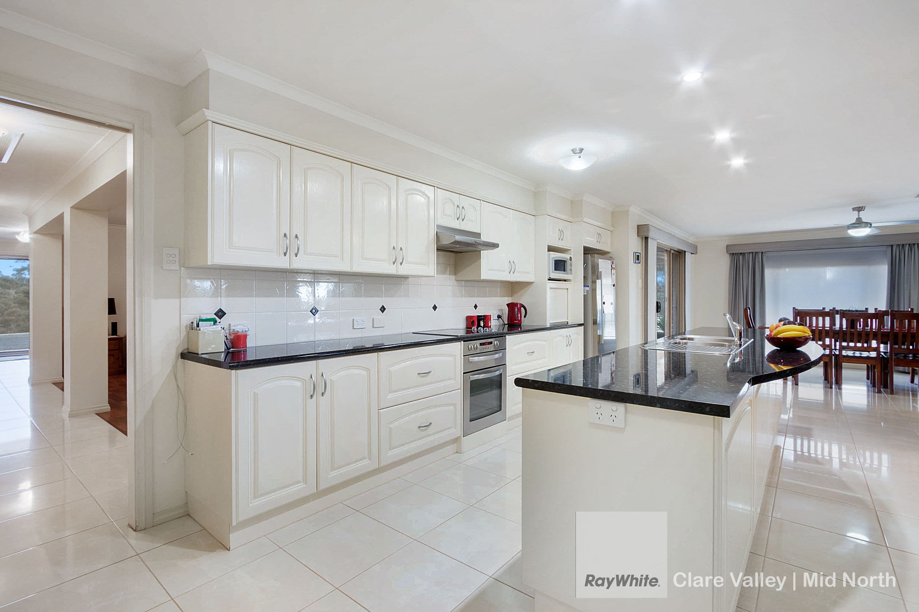 23 Norman Drive, Clare SA 5453, Clare - Thumbnail 3