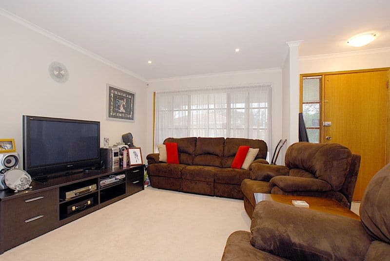 10 Longbeach Close, ASPENDALE VIC 3195, Aspendale - Thumbnail 2