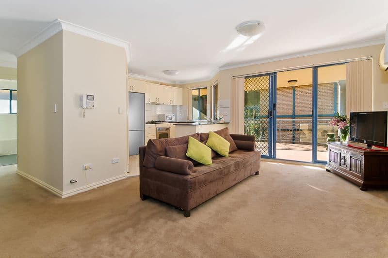 557 Mowbray Road, LANE COVE NSW 2066, Lane Cove North - Thumbnail 2