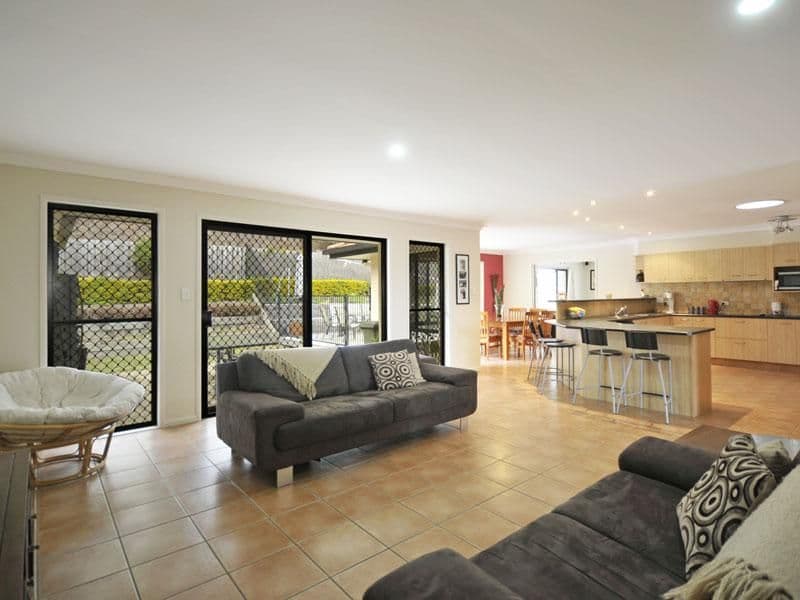 44 Hibertia Avenue, ELANORA QLD 4221, Elanora - Image 1