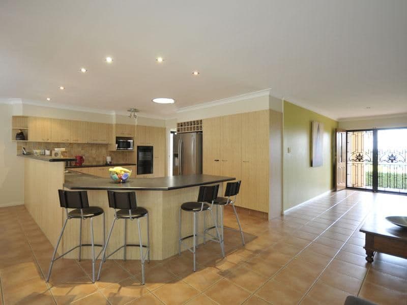 44 Hibertia Avenue, ELANORA QLD 4221, Elanora - Thumbnail 8