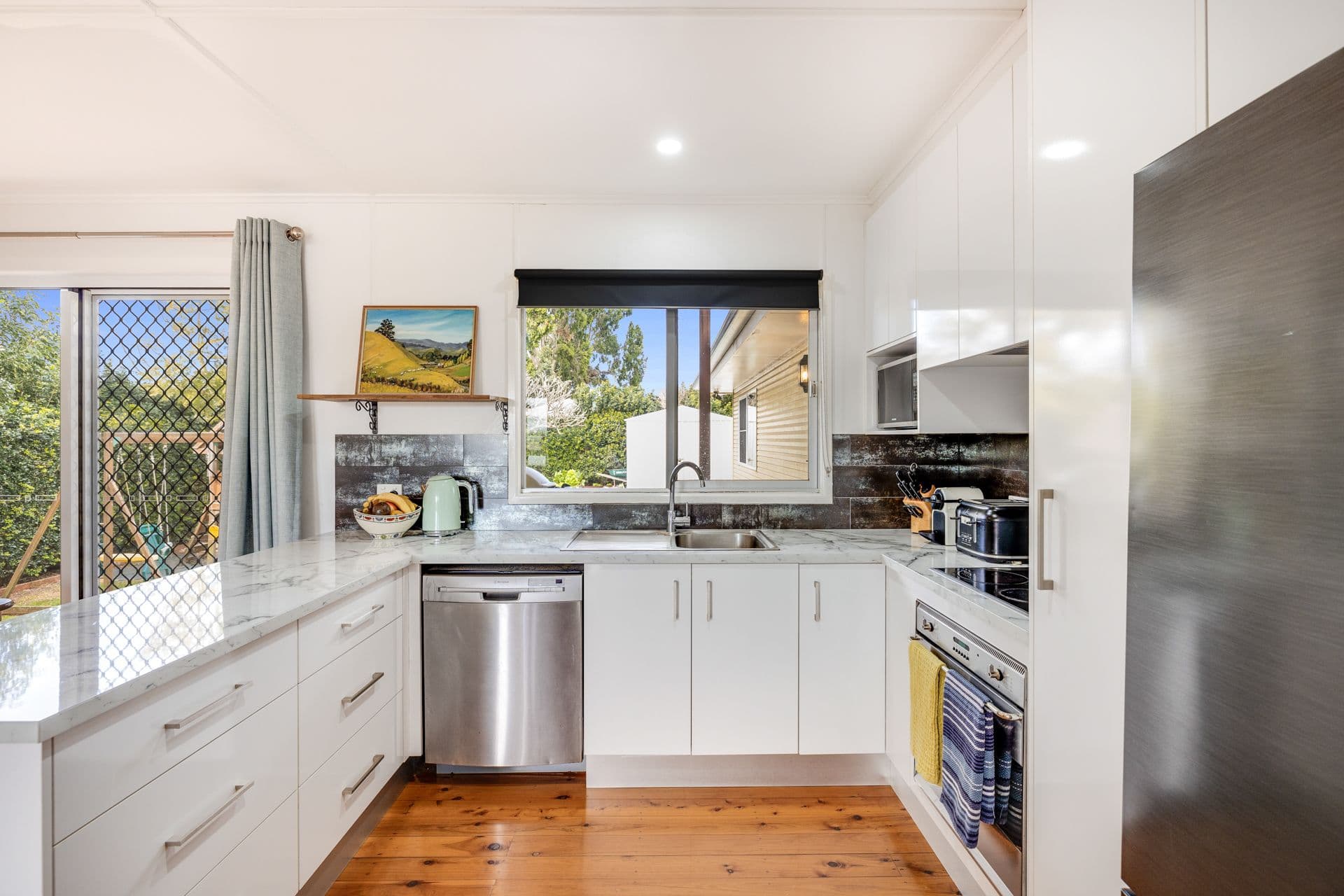 2 Canberra Street, Harristown QLD 4350, Harristown - Thumbnail 2