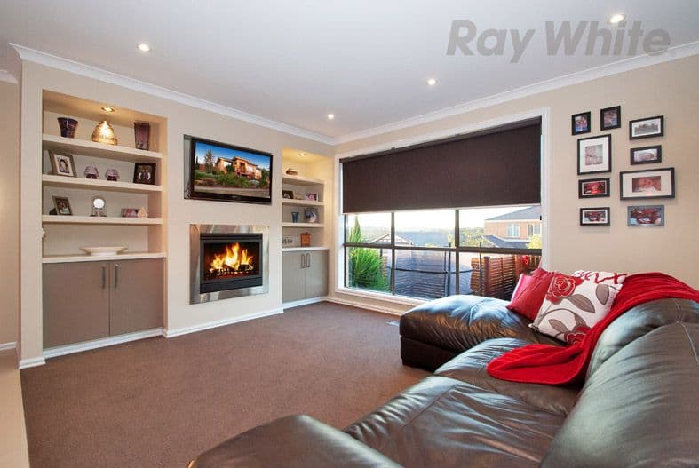 22 REGENT Avenue, Mooroolbark VIC 3138, Mooroolbark - Thumbnail 2