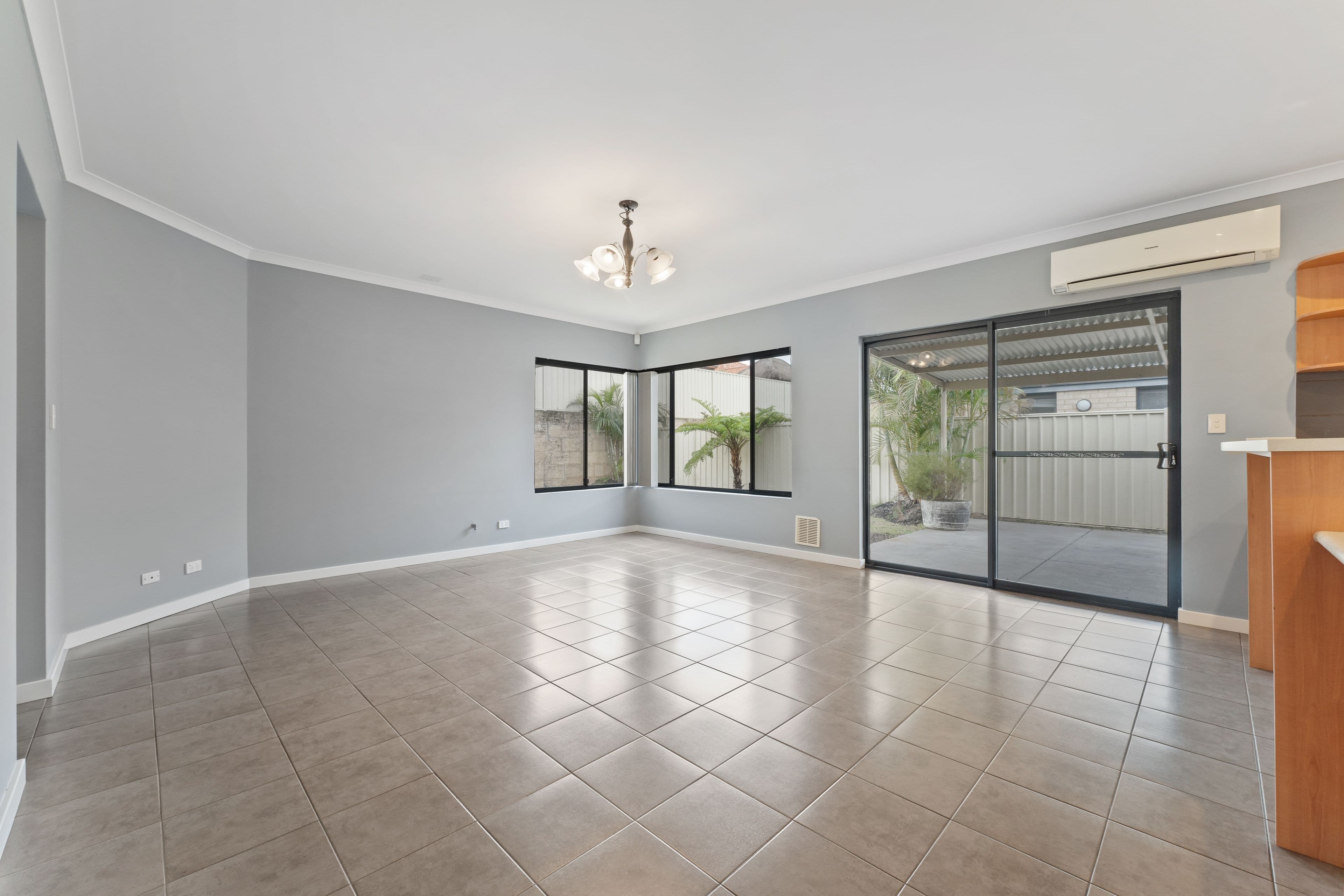 26 Fairburn Crescent, Baldivis WA 6171, Baldivis - Thumbnail 8