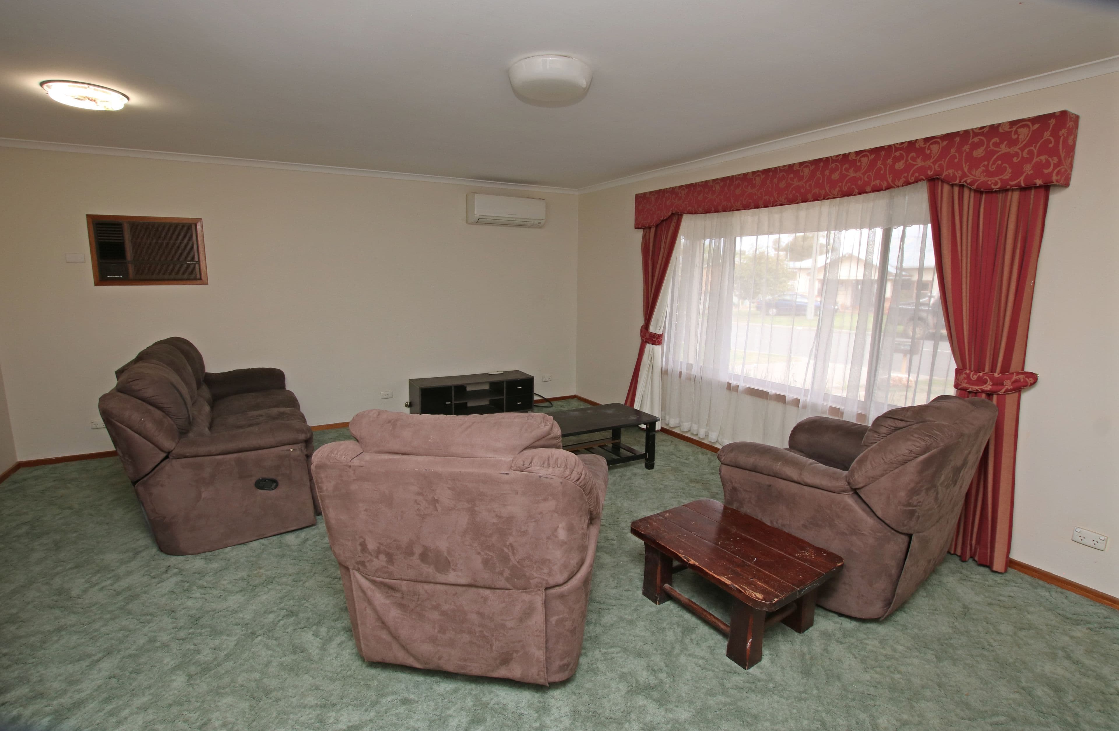 62 Queens Avenue, St Arnaud VIC 3478, St Arnaud - Thumbnail 2