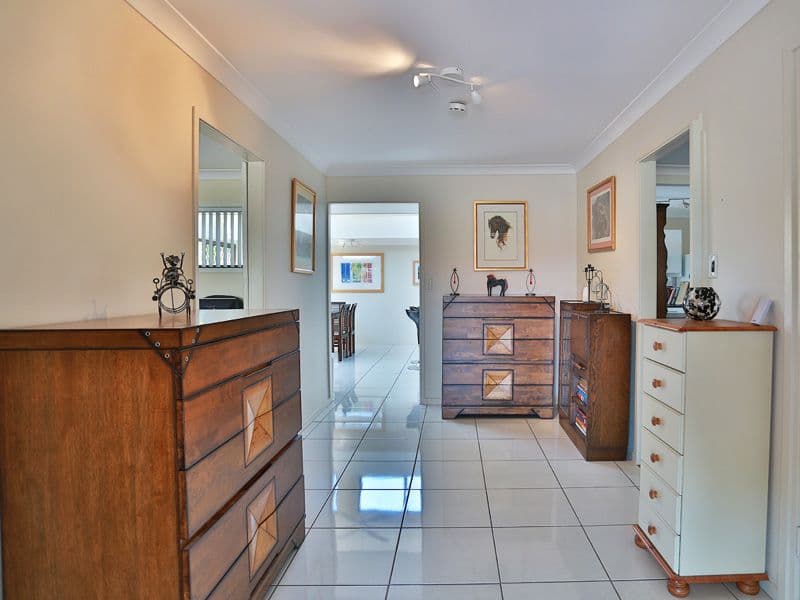 42 Barbaralla Drive, SPRINGWOOD QLD 4127, Springwood - Thumbnail 3