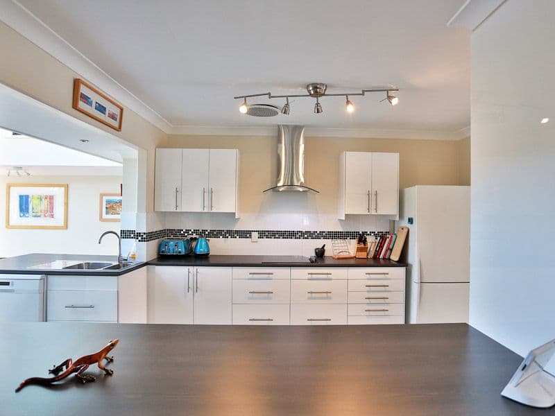 42 Barbaralla Drive, SPRINGWOOD QLD 4127, Springwood - Thumbnail 5