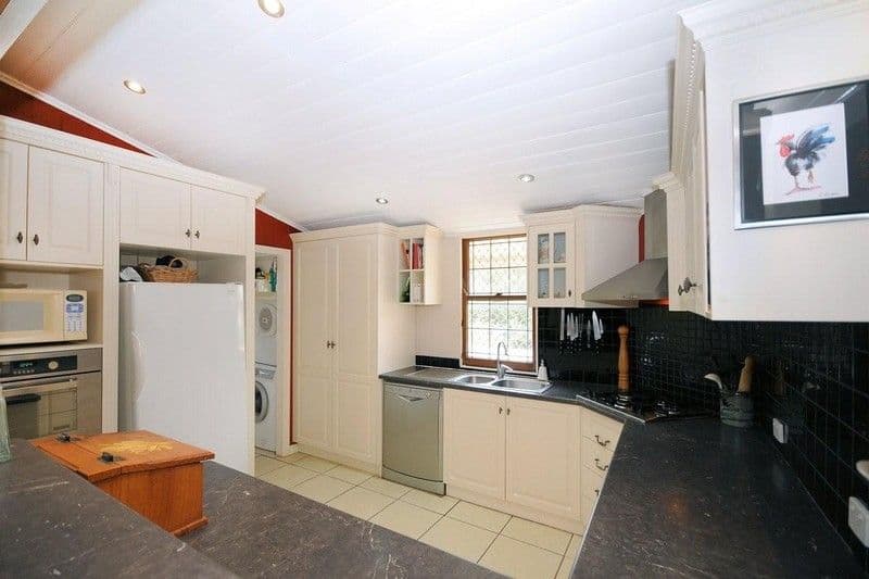 69 Hill Street, NEWTOWN QLD 4350, Newtown - Thumbnail 2