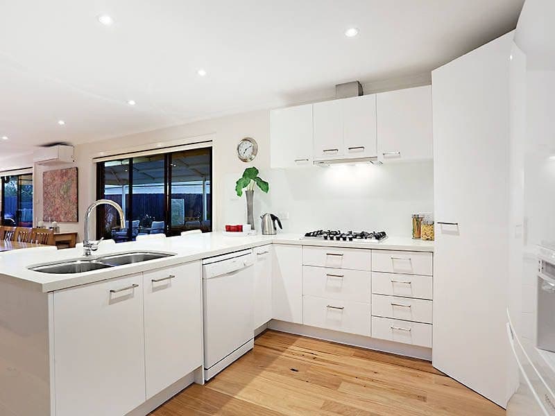 19 Weeroona Terrace, Altona Meadows - Thumbnail 3