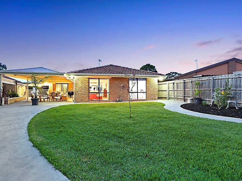 19 Weeroona Terrace, Altona Meadows - Thumbnail 7
