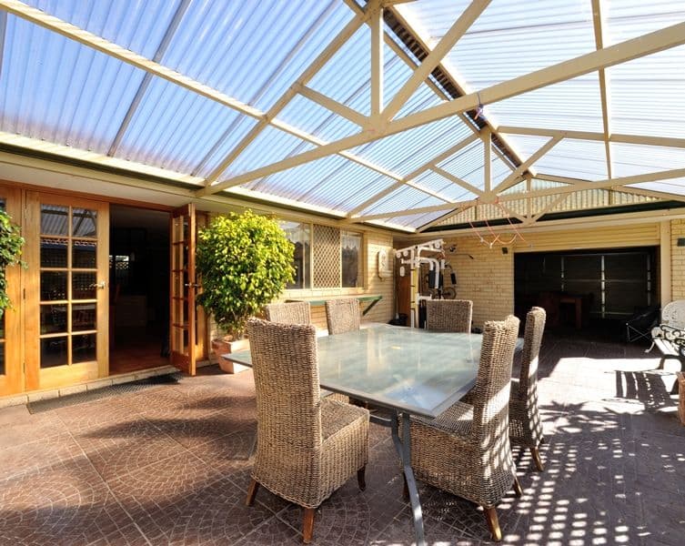 18 Leeward Close, Safety Bay WA 6169, Safety Bay - Image 1