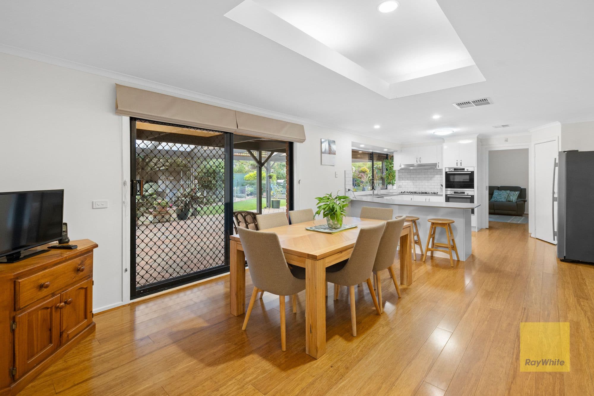 6 Marcus Court, Hoppers Crossing VIC 3029, Hoppers Crossing - Thumbnail 3