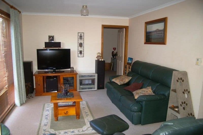 4 William Street, WALLAROO SA 5556, Wallaroo - Thumbnail 2