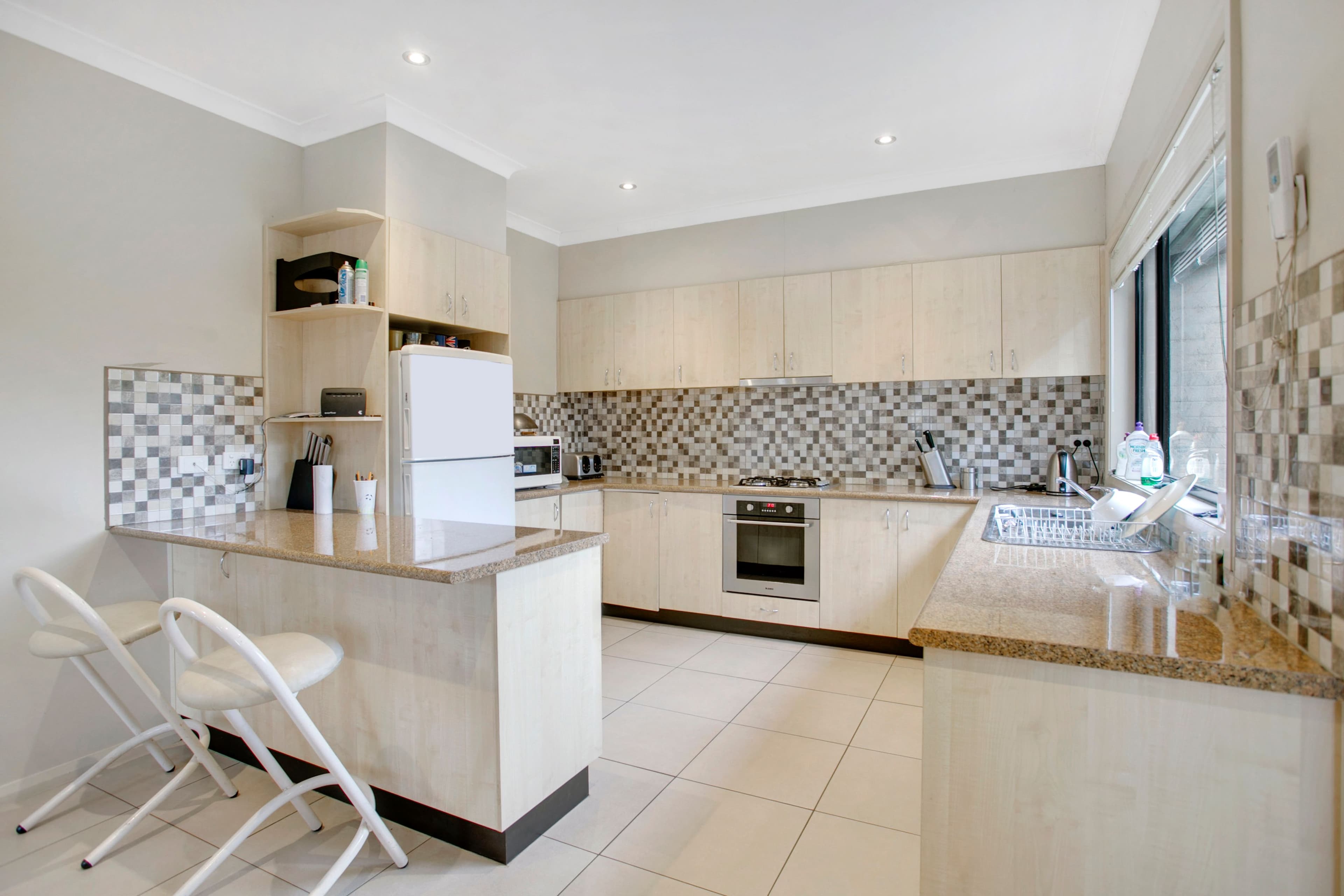 35 Earnshaw Drive, Carrum Downs VIC 3201, Carrum Downs - Thumbnail 2