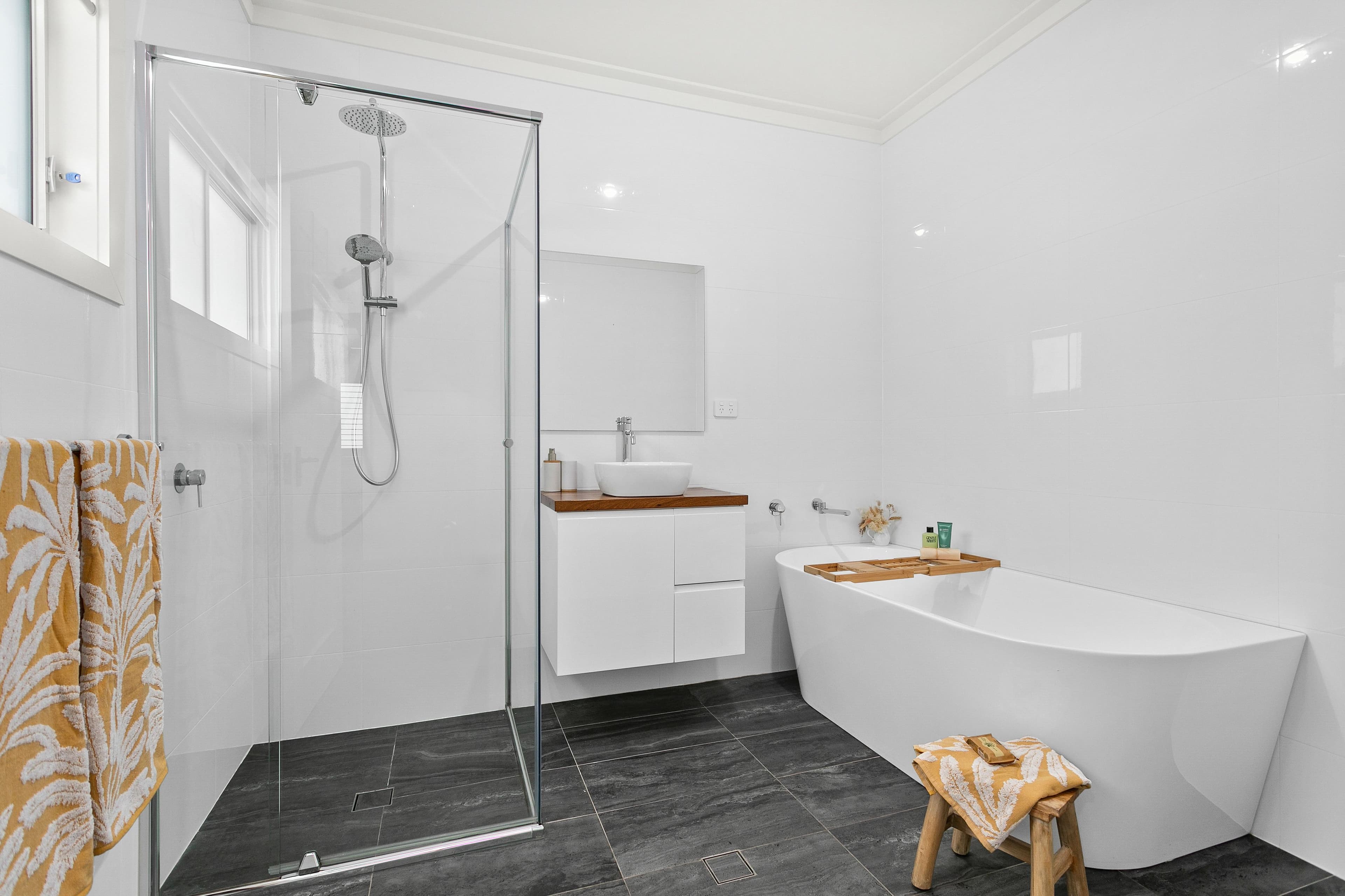 8 Nattai Crescent, Albion Park NSW 2527, Albion Park - Thumbnail 3