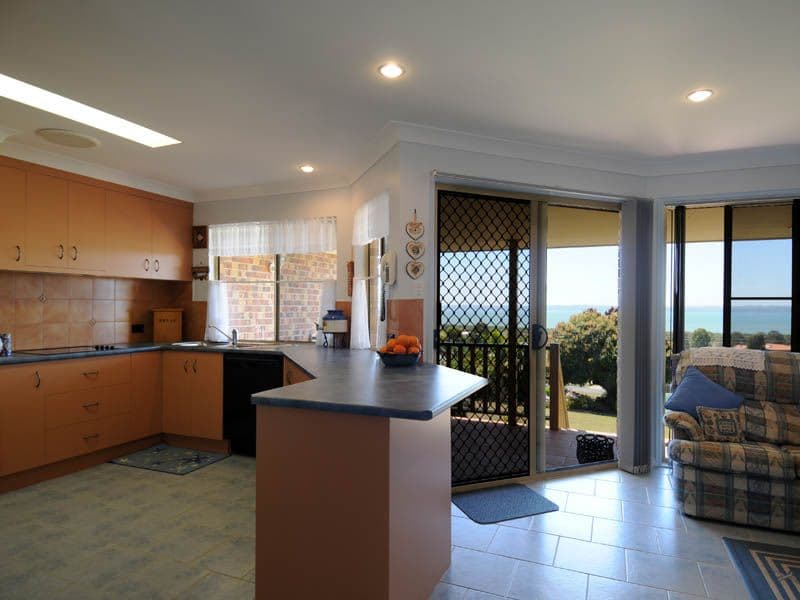 22 Cove Boulevard, River Heads QLD 4655, River Heads - Thumbnail 5