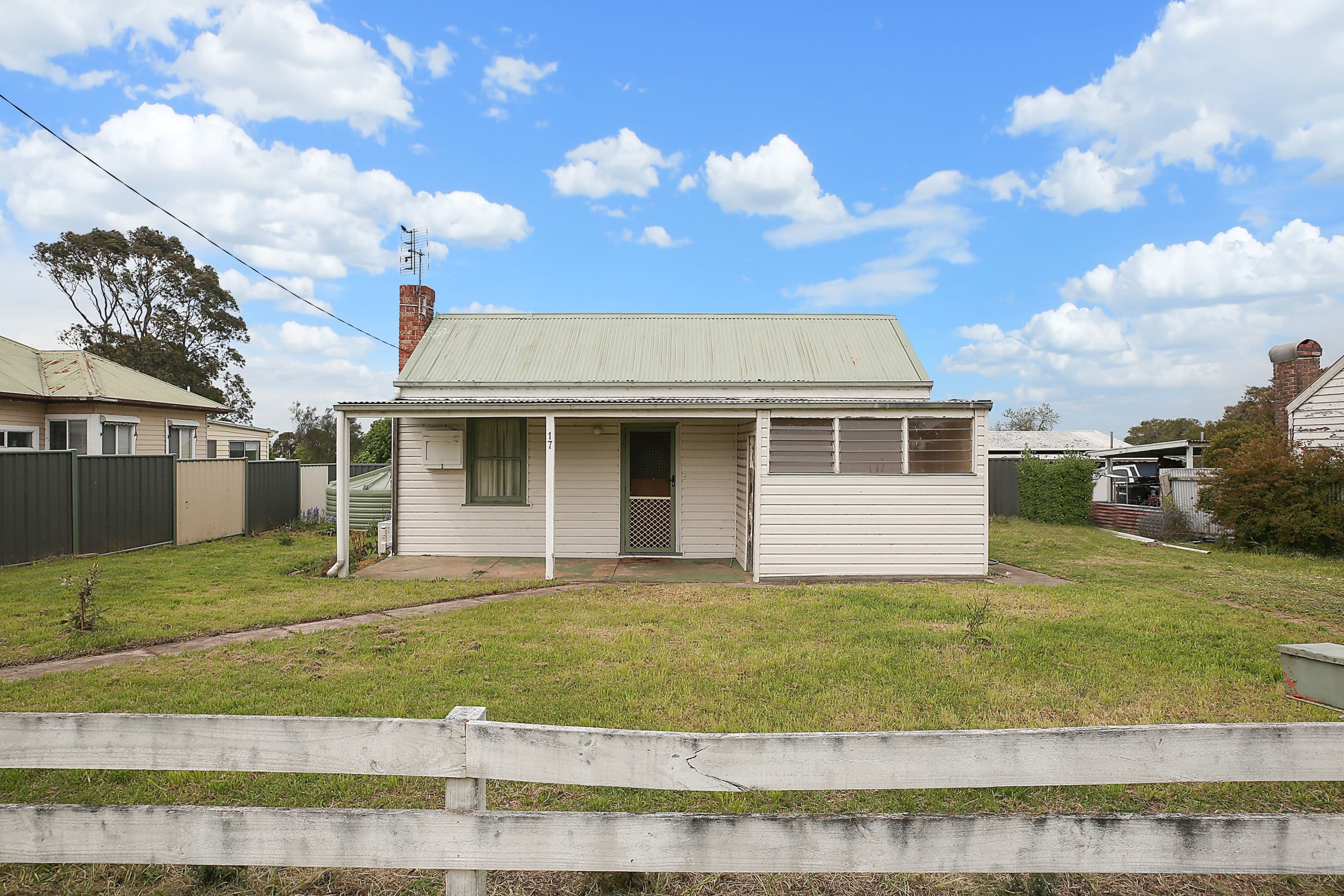 17 Dunlop Street, Mortlake VIC 3272, Mortlake - Thumbnail 2