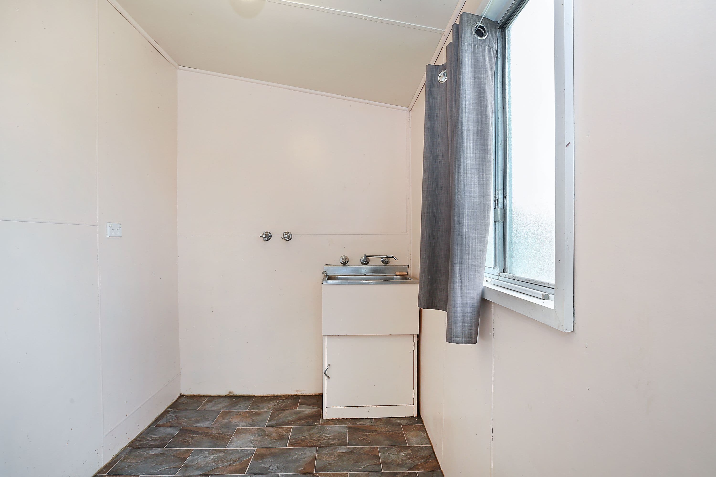 17 Dunlop Street, Mortlake VIC 3272, Mortlake - Thumbnail 8