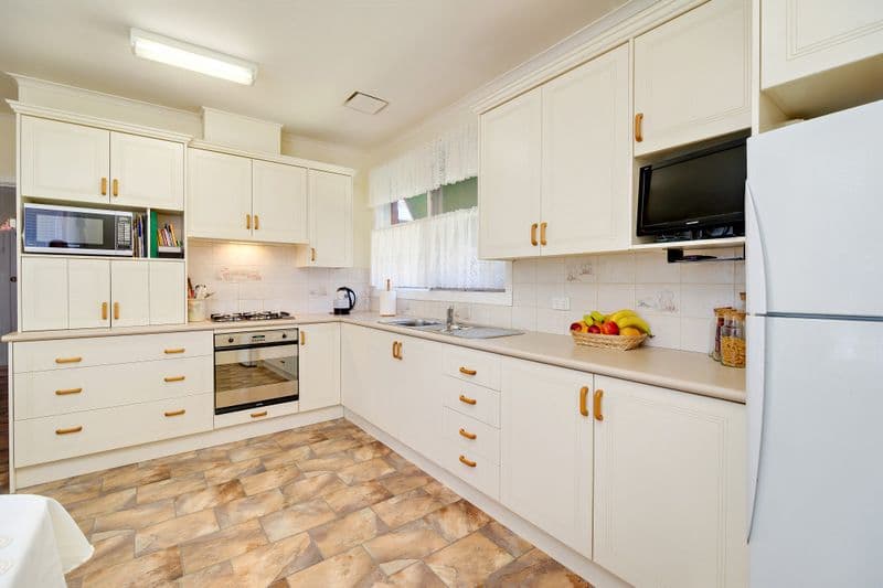 38 Noorong Avenue, BUNDOORA VIC 3083, Bundoora - Thumbnail 6