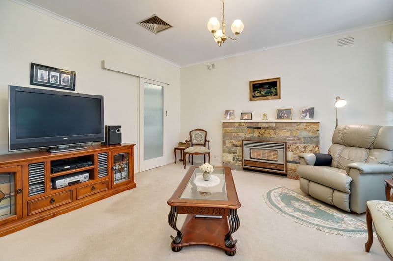 38 Noorong Avenue, BUNDOORA VIC 3083, Bundoora - Thumbnail 8