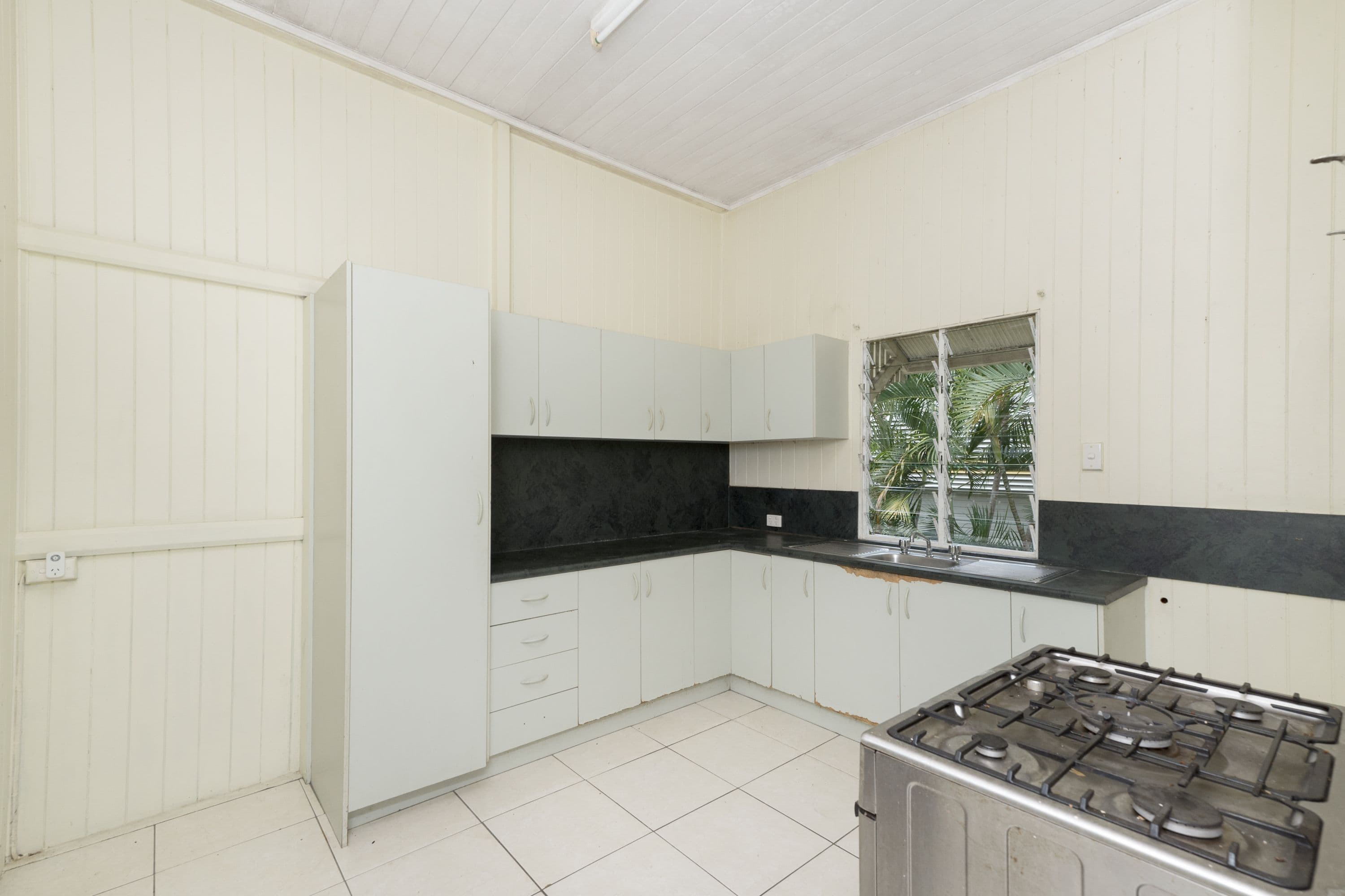 60 Kings Road, Hyde Park QLD 4812, Hyde Park - Thumbnail 5