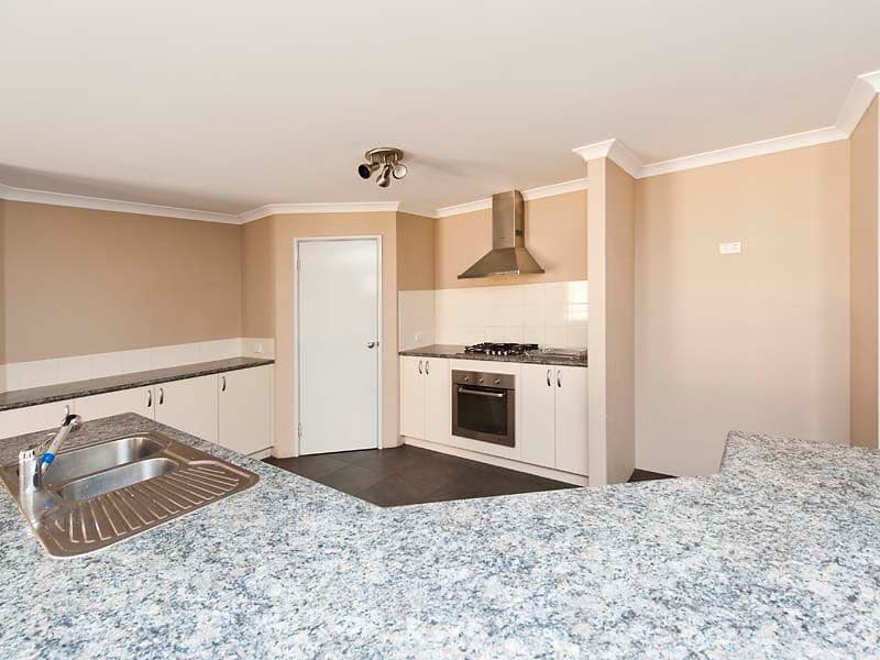 34 Makybe Drive, BALDIVIS WA 6171, Baldivis - Thumbnail 4