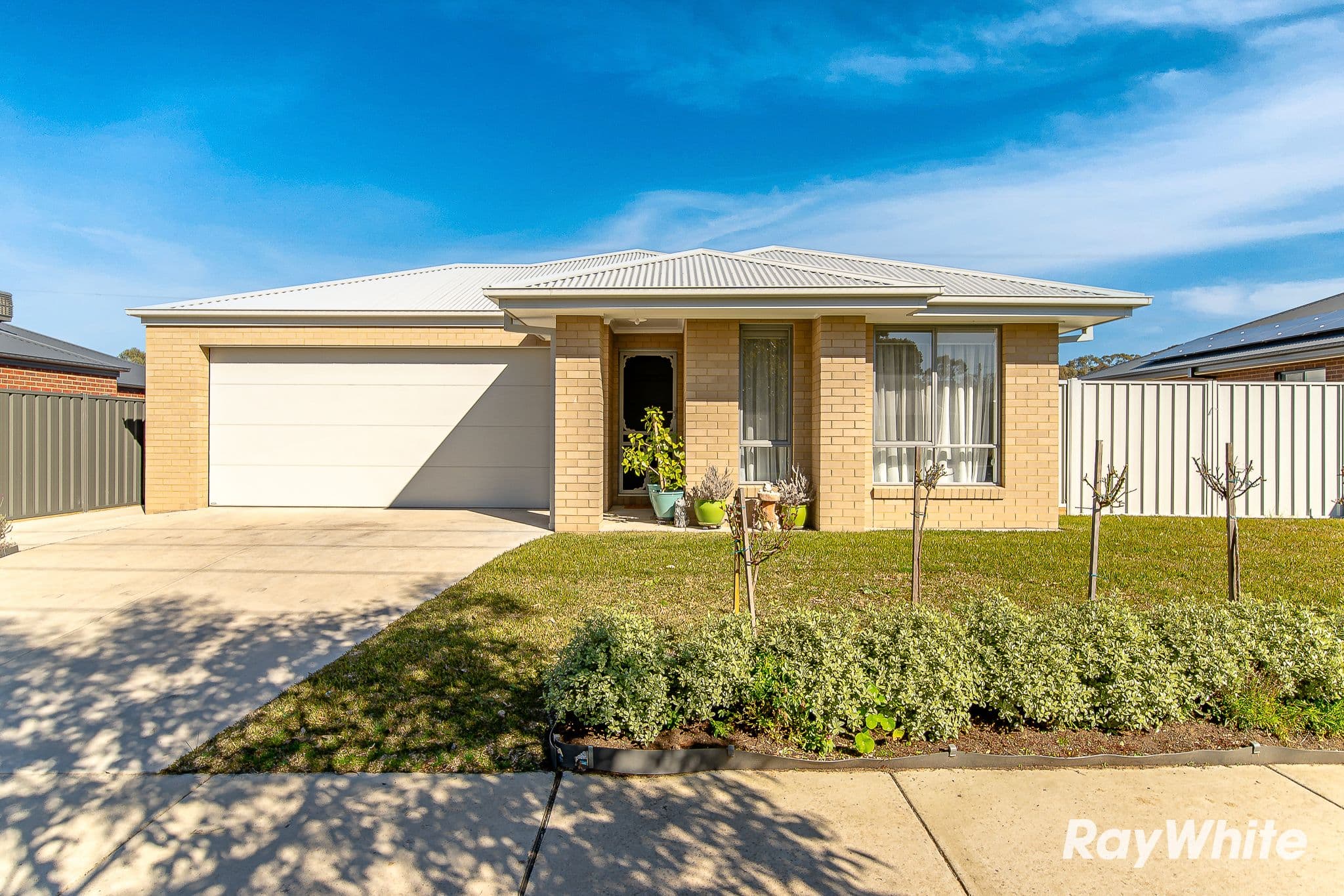 33 Mistletoe Street, Golden Square VIC 3555, Golden Square - Image 1