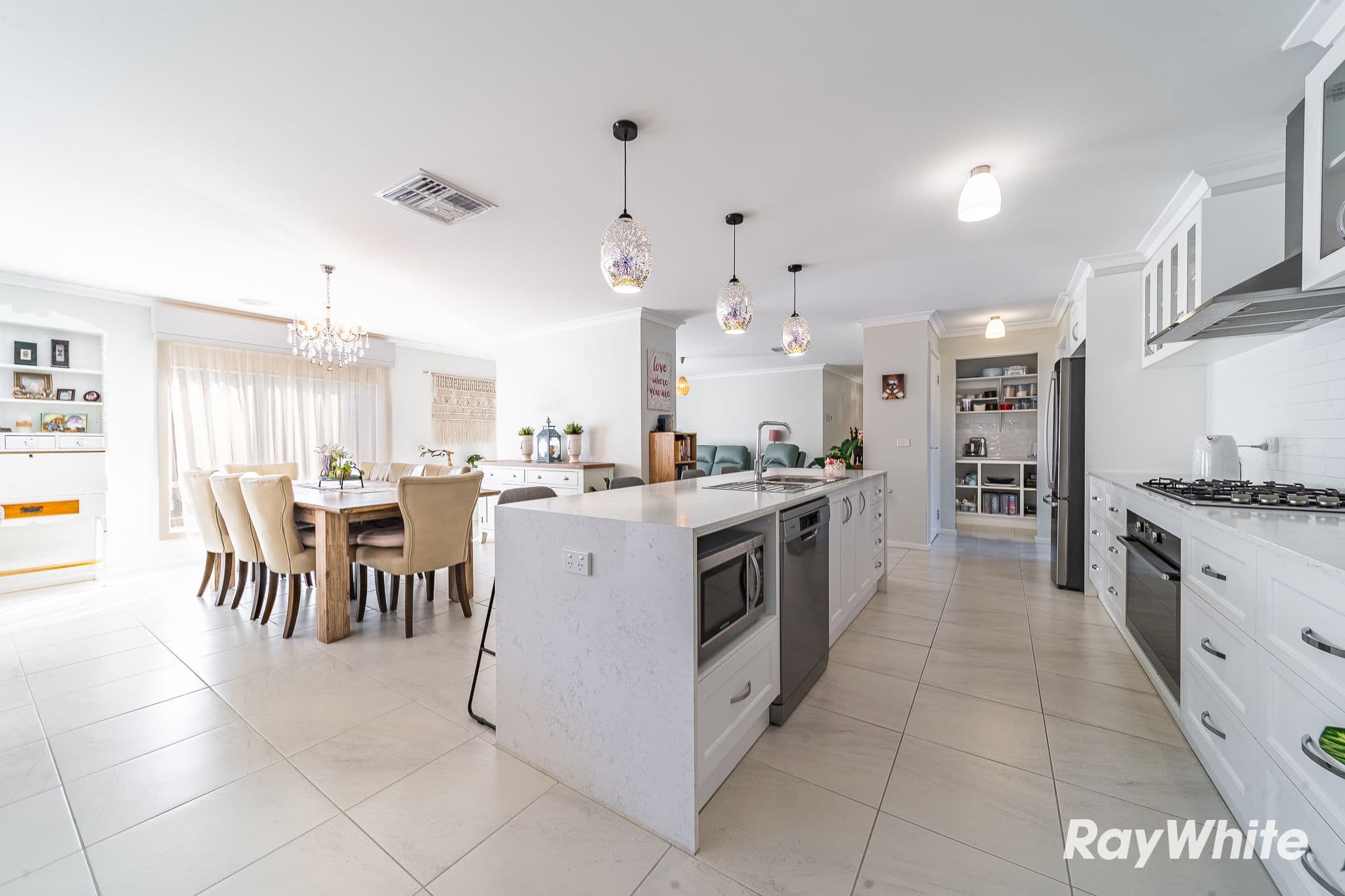 33 Mistletoe Street, Golden Square VIC 3555, Golden Square - Thumbnail 5