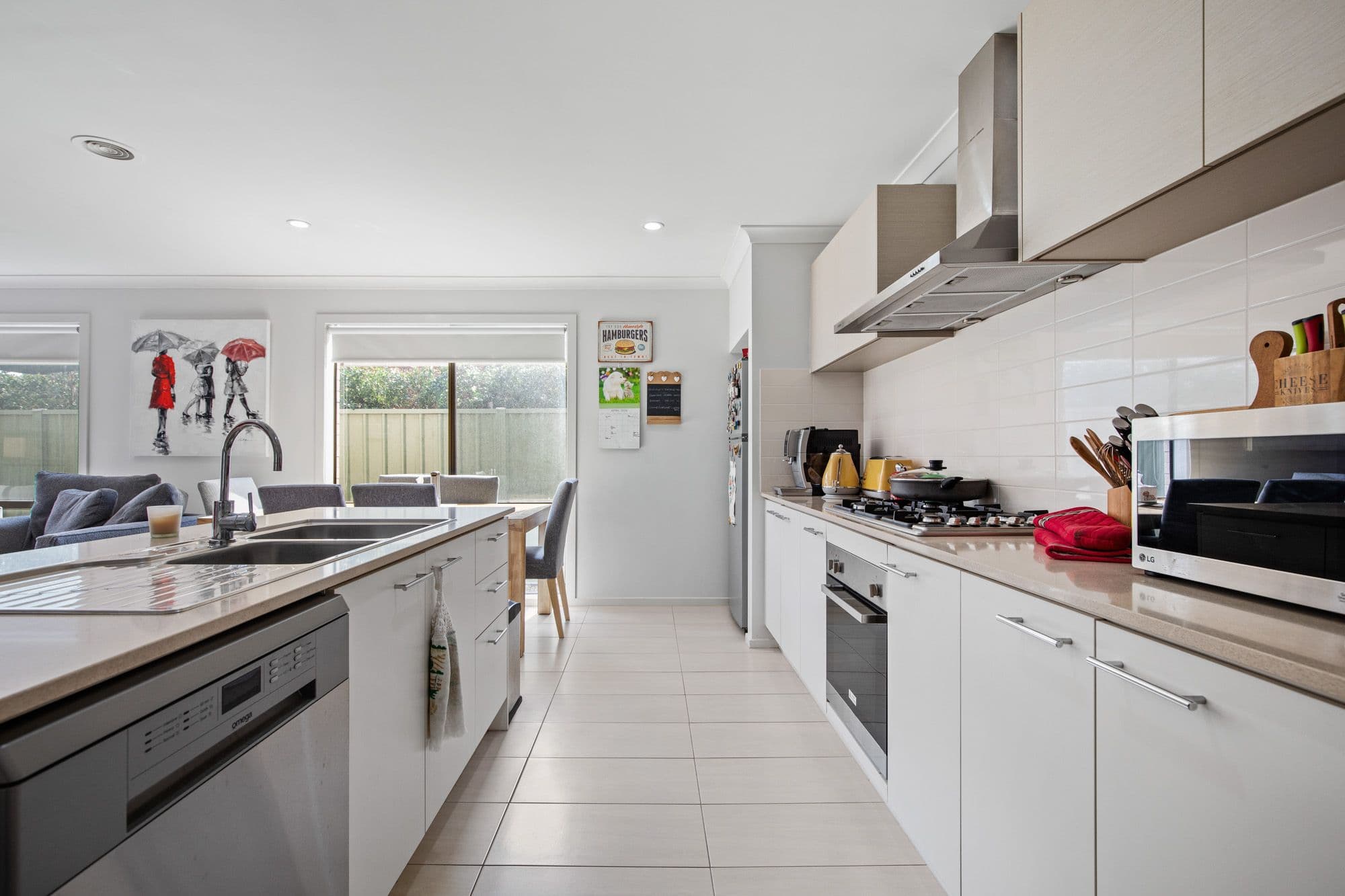 24 Ologhlen Drive, Wyndham Vale VIC 3024, Wyndham Vale - Thumbnail 3