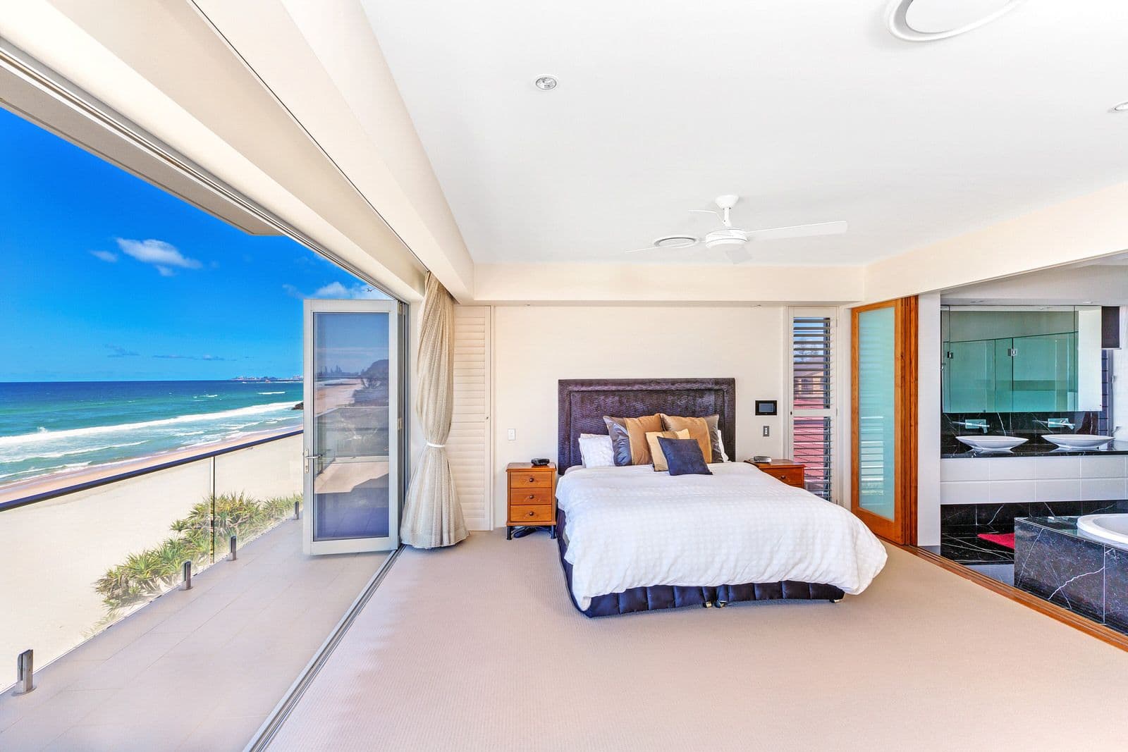 225 Jefferson Lane, Palm Beach QLD 4221, Palm Beach - Thumbnail 8
