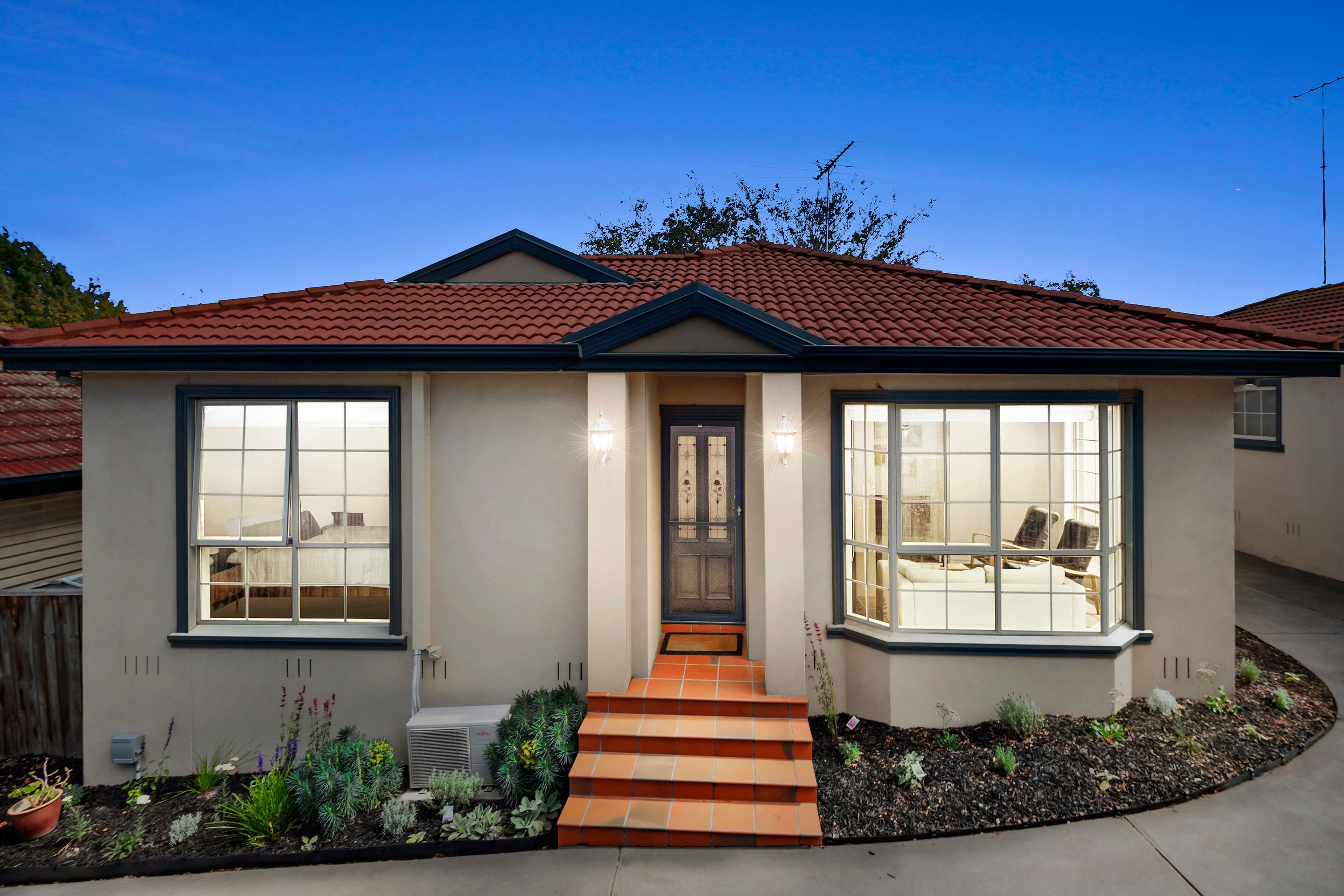 15 Evans Street, Chadstone VIC 3148, Chadstone - Image 1