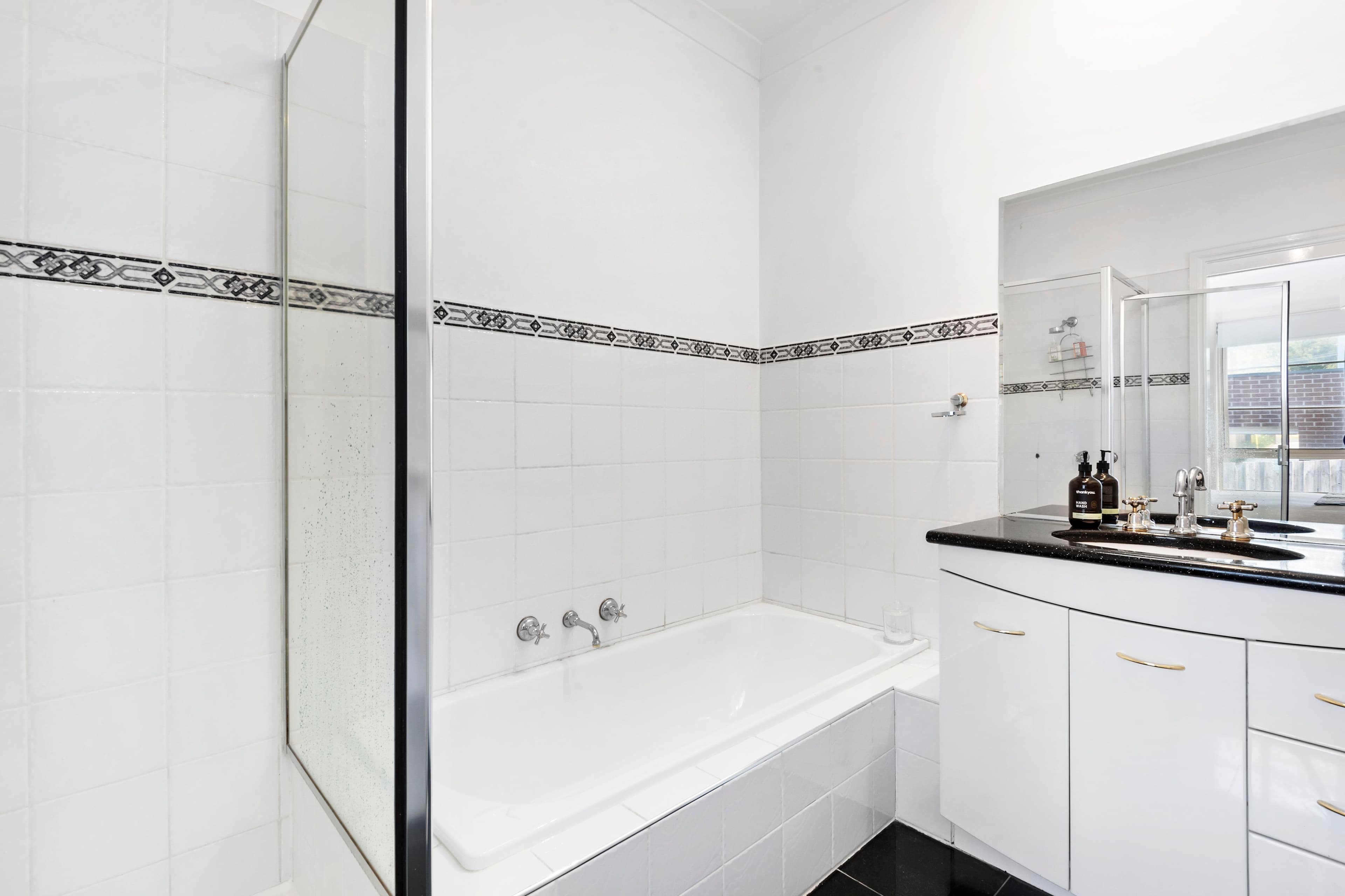 15 Evans Street, Chadstone VIC 3148, Chadstone - Thumbnail 7