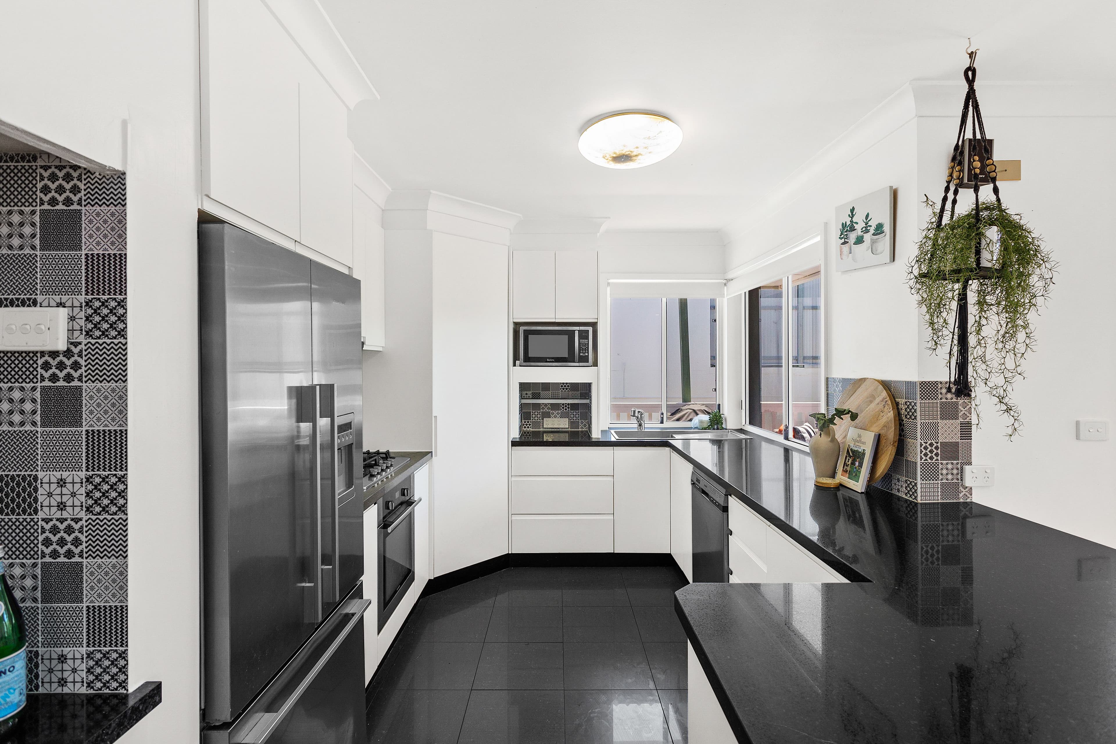 16 Kiarama Avenue, Kiama Downs NSW 2533, Kiama Downs - Thumbnail 5