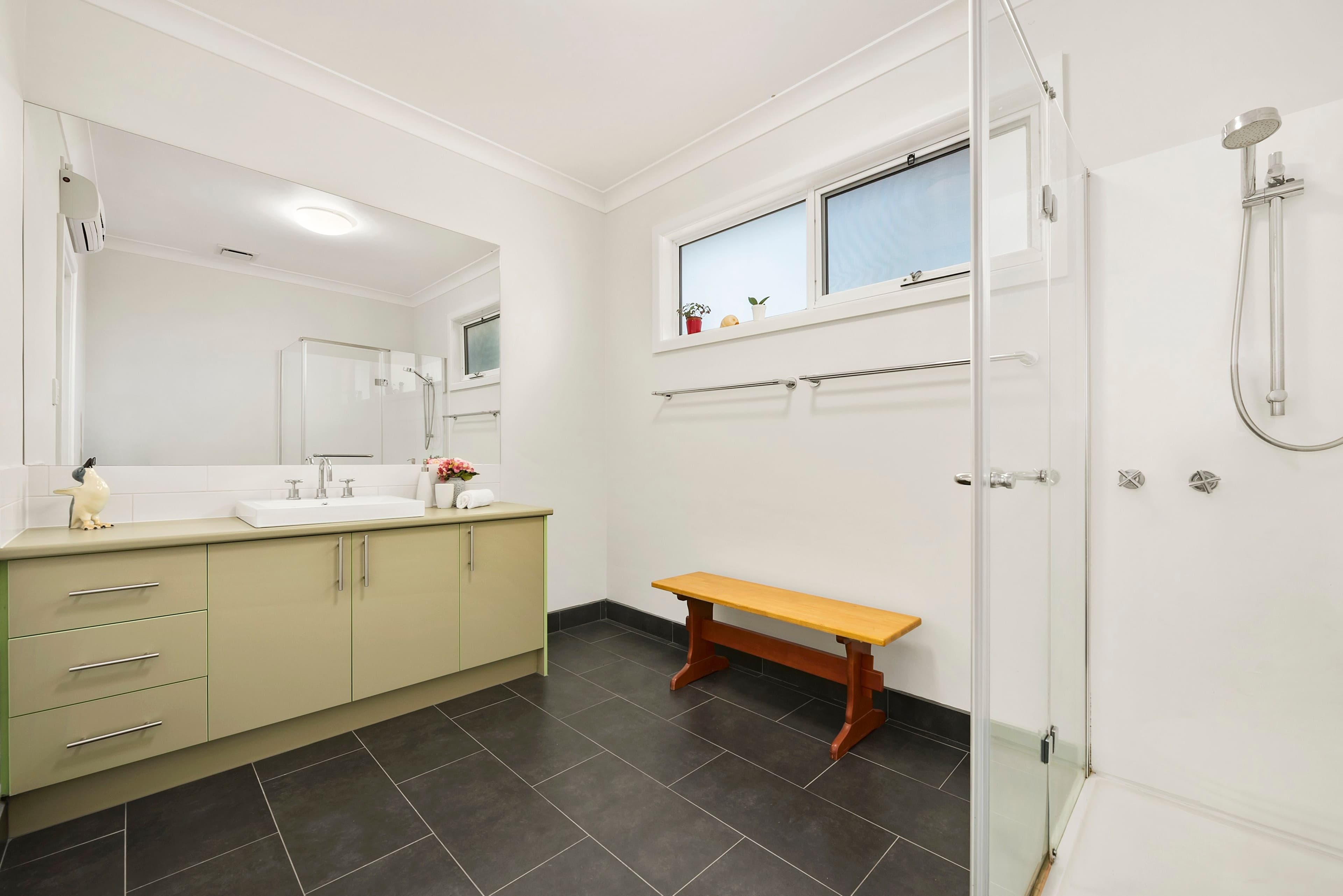 32 Hedge End Road, Nunawading VIC 3131, Nunawading - Thumbnail 7