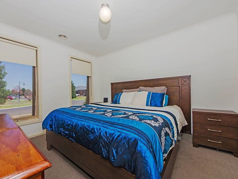 8 Toritta Way, Truganina VIC 3029, Truganina - Thumbnail 8