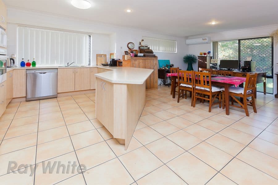 26 Faircloth Street, SPRINGFIELD QLD 4300, Springfield - Thumbnail 4