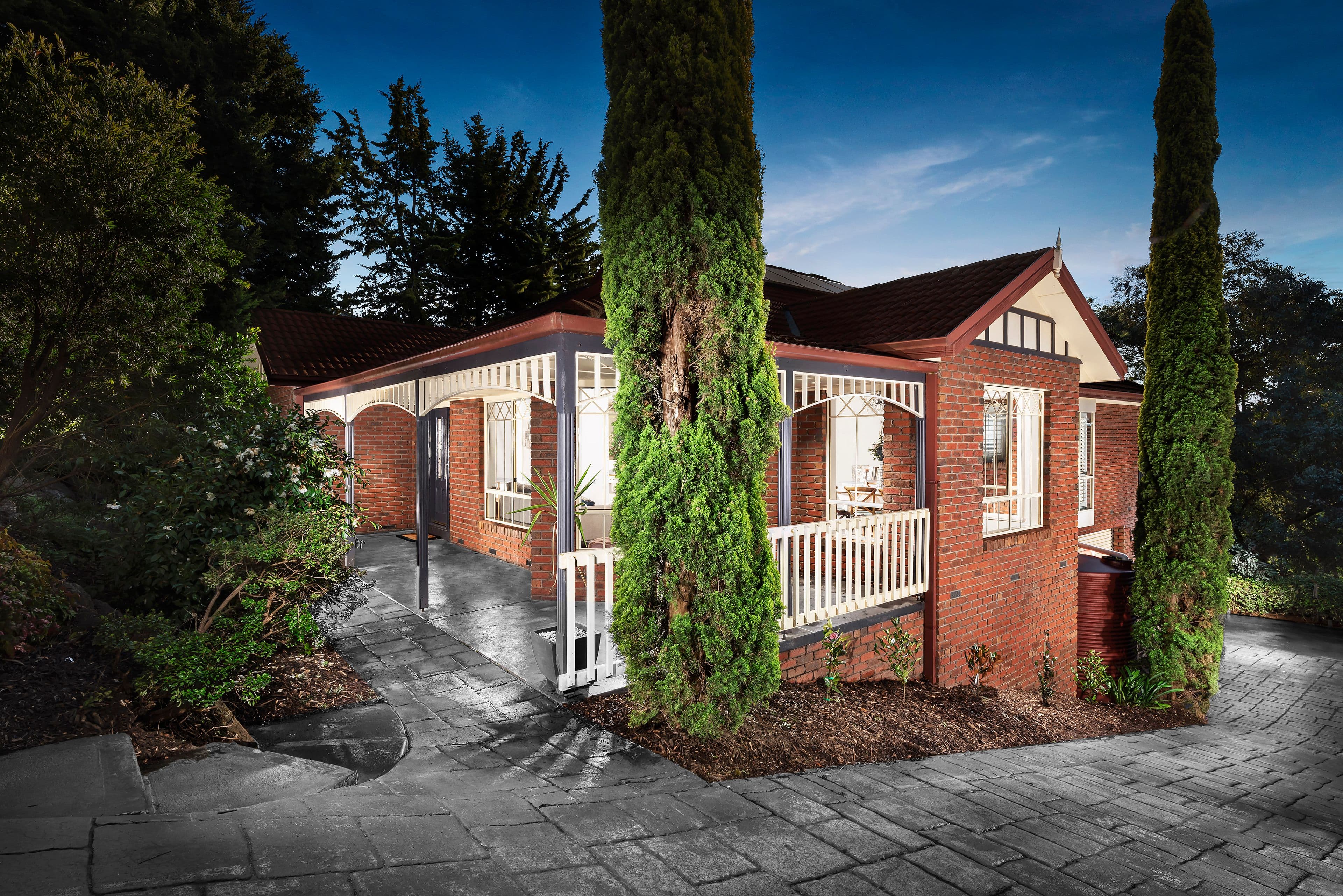 8 Avonsleigh Close, Warranwood VIC 3134, Warranwood - Image 1