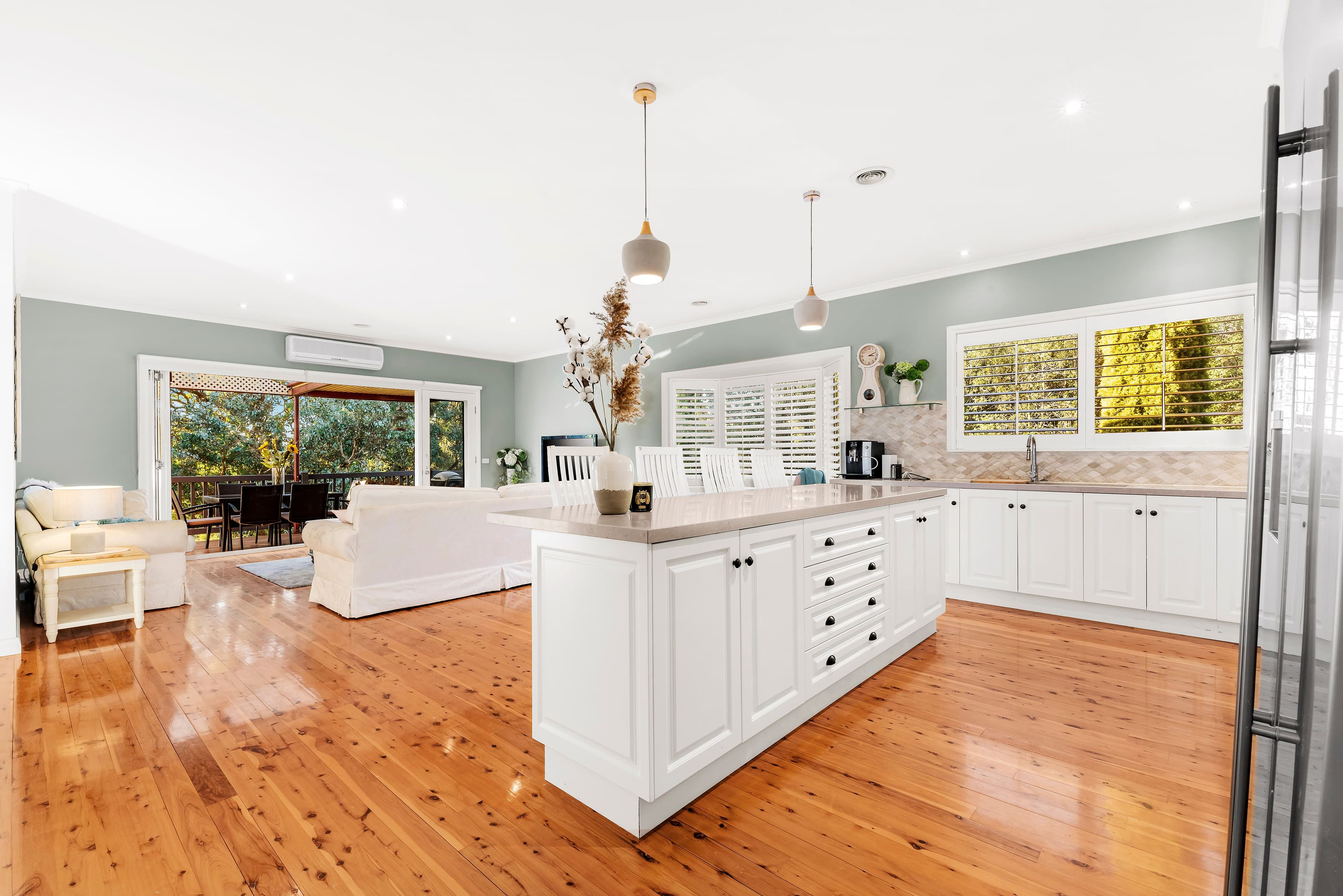 8 Avonsleigh Close, Warranwood VIC 3134, Warranwood - Thumbnail 4