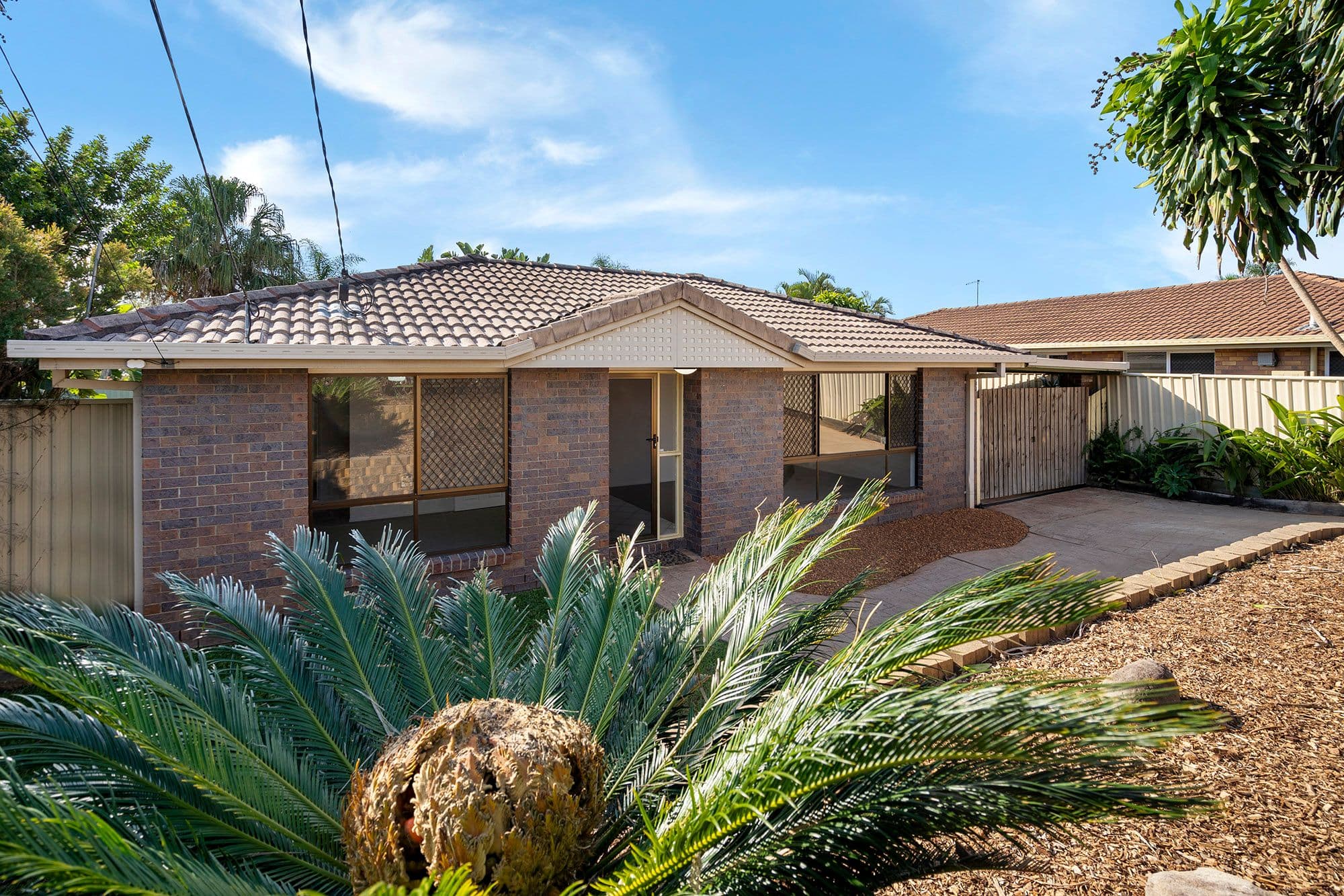 87 Middle Road, Hillcrest QLD 4118, Hillcrest - Thumbnail 2
