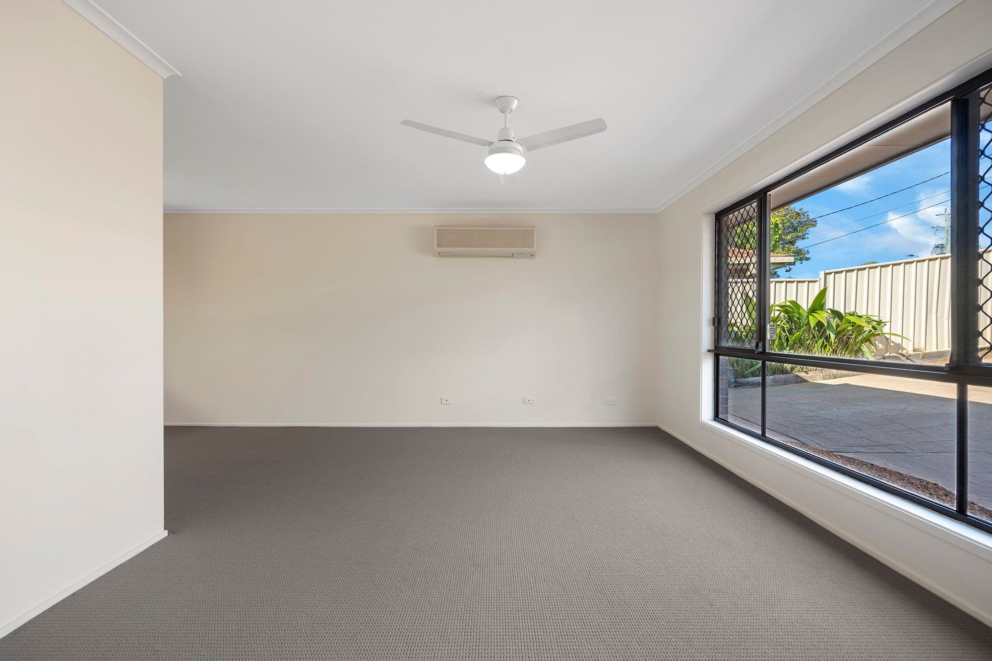 87 Middle Road, Hillcrest QLD 4118, Hillcrest - Thumbnail 3