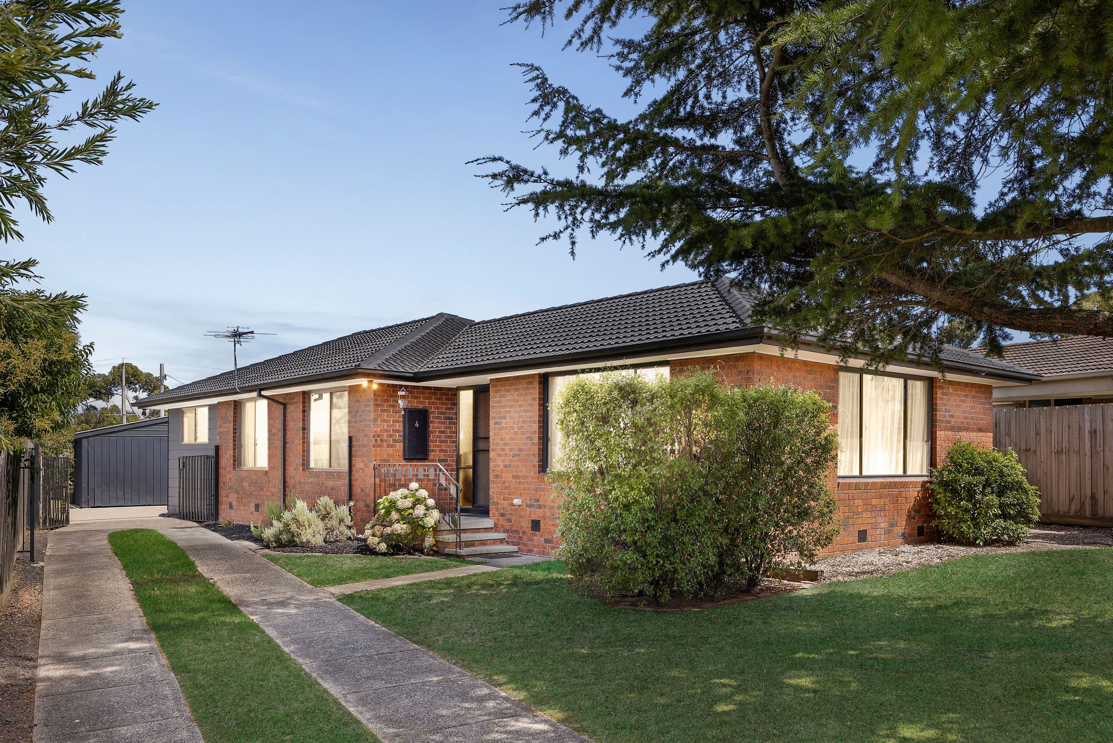 4 Gordon Street, Sunbury VIC 3429, Sunbury - Image 1
