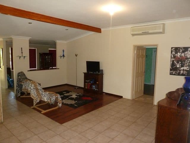 62 Archibald Street, MUCHEA WA 6501, Muchea - Thumbnail 7