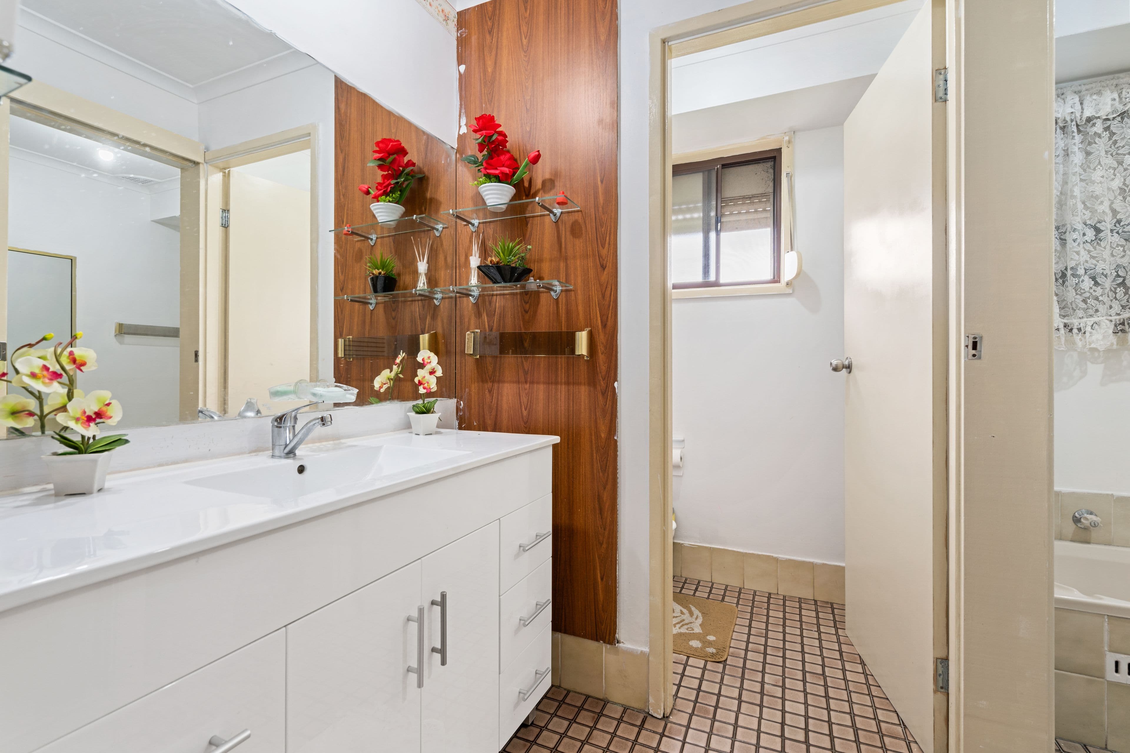 16 Chickasaw Crescent, Greenfield Park NSW 2176, Greenfield Park - Thumbnail 7