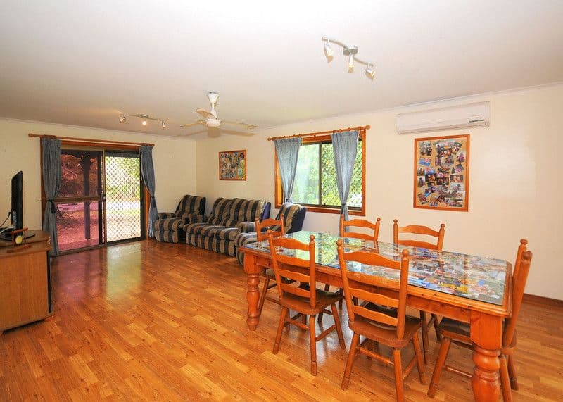 40 Garden Drive, URANGAN QLD 4655, Urangan - Thumbnail 4