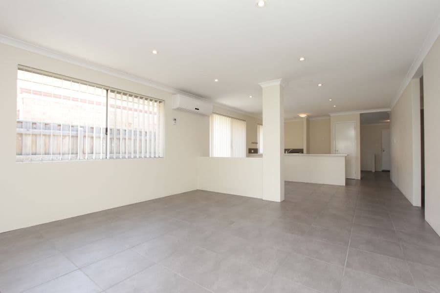 20 Weyba Turn, ELLENBROOK WA 6069, Ellenbrook - Thumbnail 4