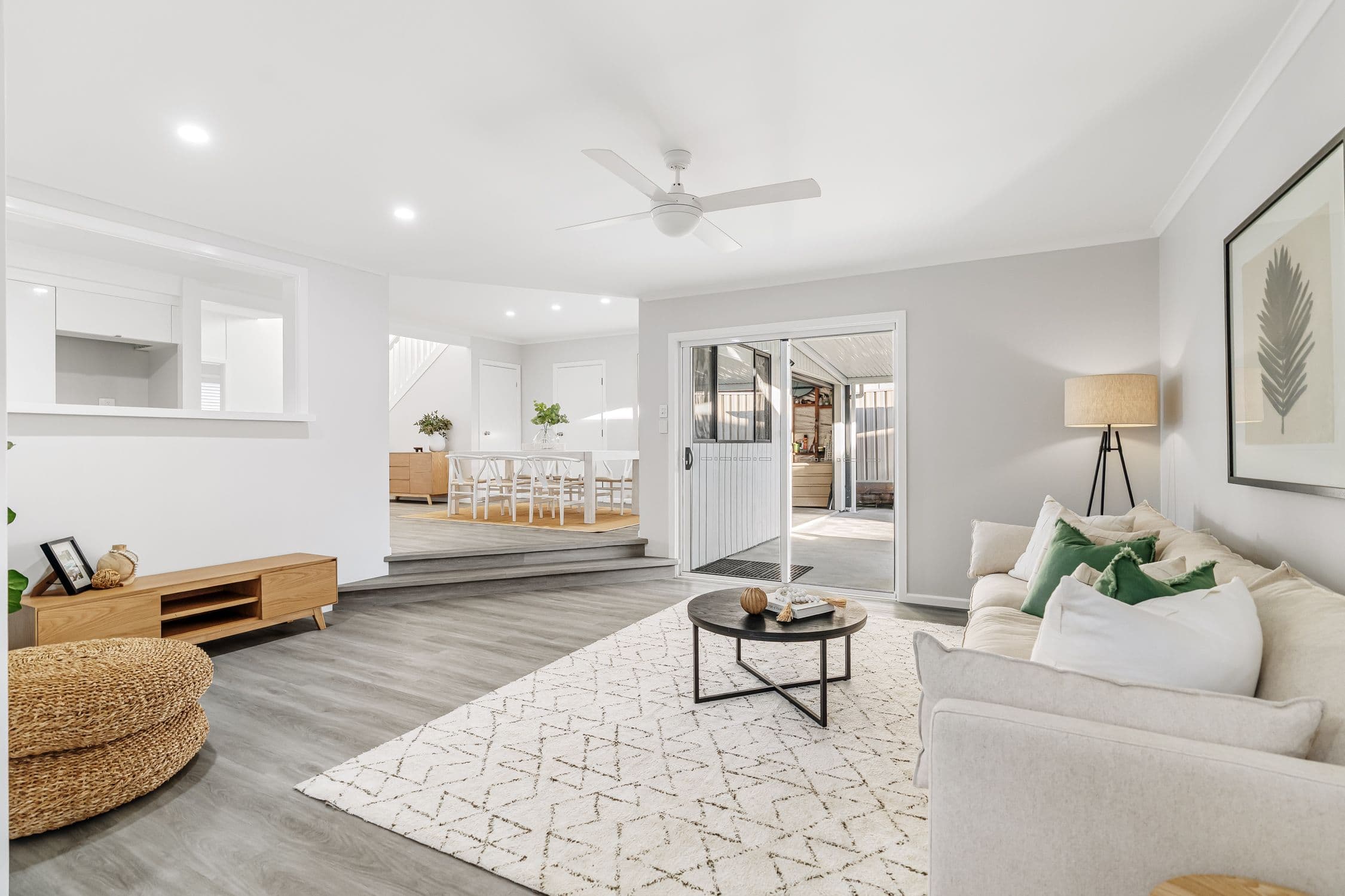 85 Hume Boulevard, Killarney Vale NSW 2261, Killarney Vale - Thumbnail 2