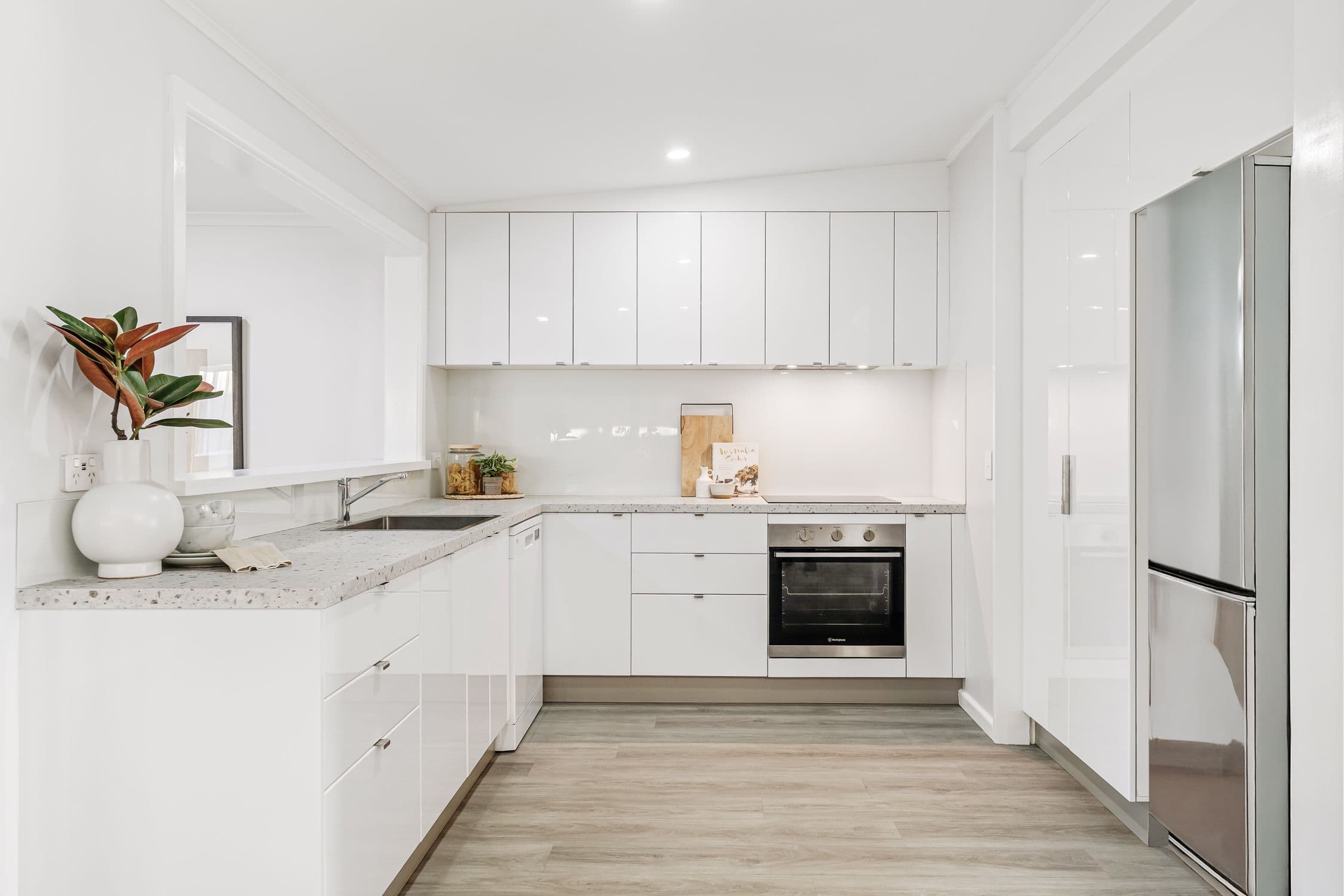 85 Hume Boulevard, Killarney Vale NSW 2261, Killarney Vale - Thumbnail 3