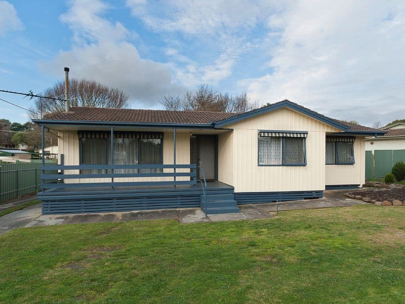 17 Edward Street, MOUNT BARKER SA 5251, Mount Barker - Image 1