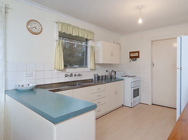 17 Edward Street, MOUNT BARKER SA 5251, Mount Barker - Thumbnail 6